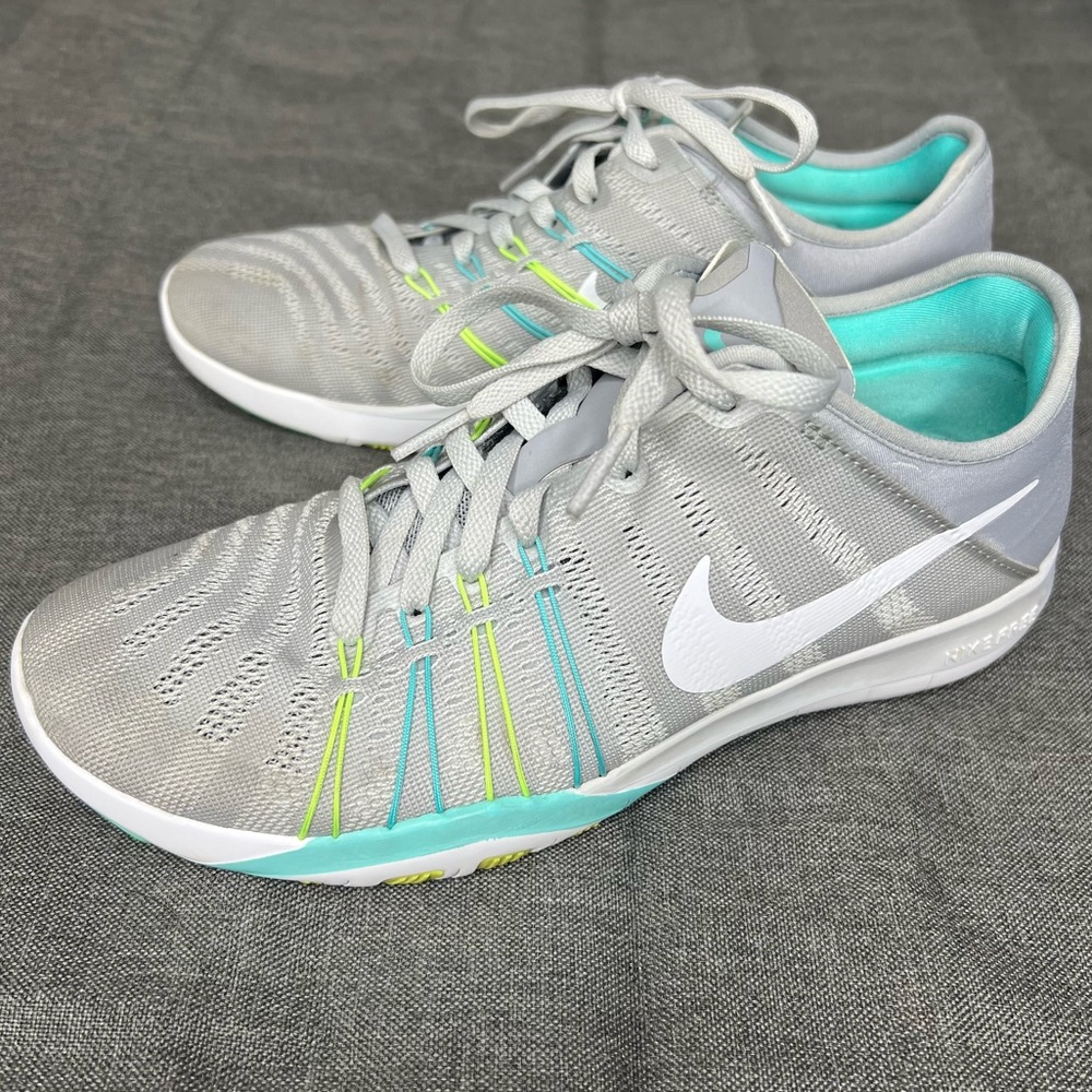 Nike “Free” TR6 in Gray with Neon Details Size 6.5 - Picture 1 of 15